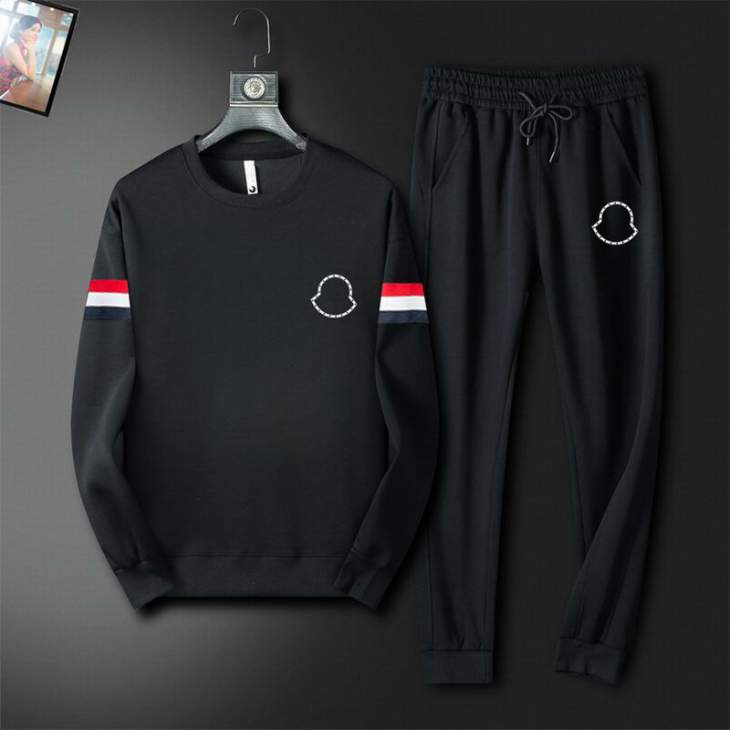Picture of Moncler Sweater Suits _SKUMonclerM-5XL12yx18541570